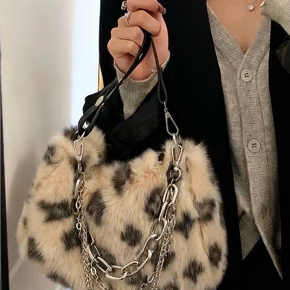 The Unbranded Brand Handbags - Faux Fur Monogram Shoulder Bag Tan & Black New NWOT